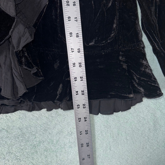 Women's Kial Top Black Velvet Ruffle Grunger Wimsigoth Witchy M Lined - Picture 10 of 14